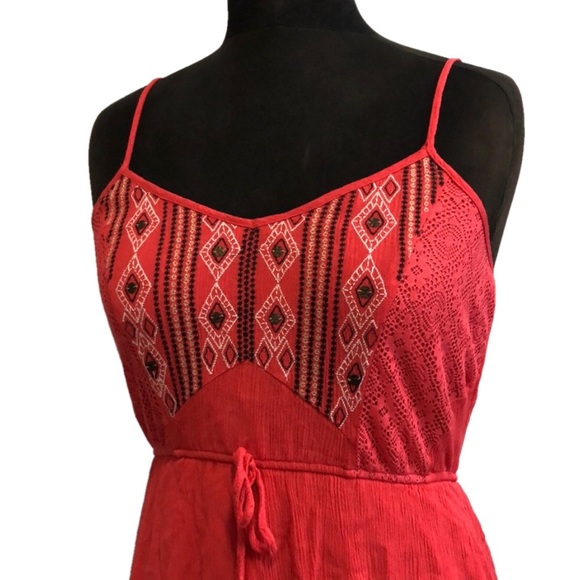 Socialite Coral Spaghetti Strap Sundress with Embroidery & Lace Detailing - Picture 3 of 7